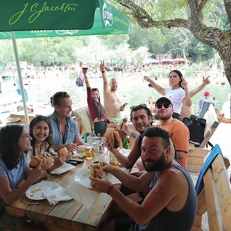 Balkaneros Hostel Mostar Esterno foto