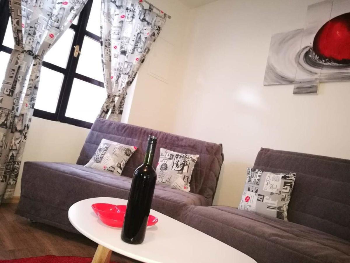 Balkaneros Hostel Mostar Esterno foto