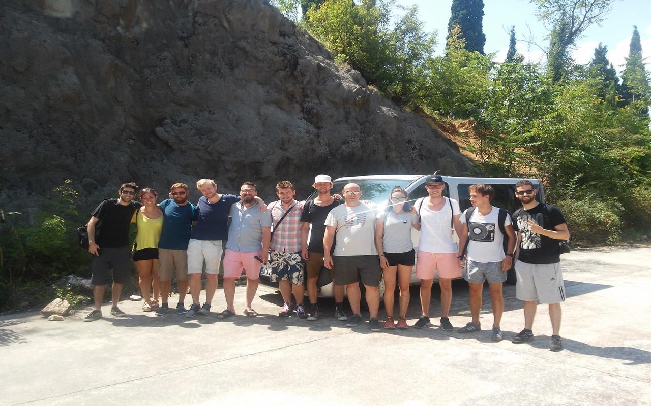 Balkaneros Hostel Mostar Esterno foto