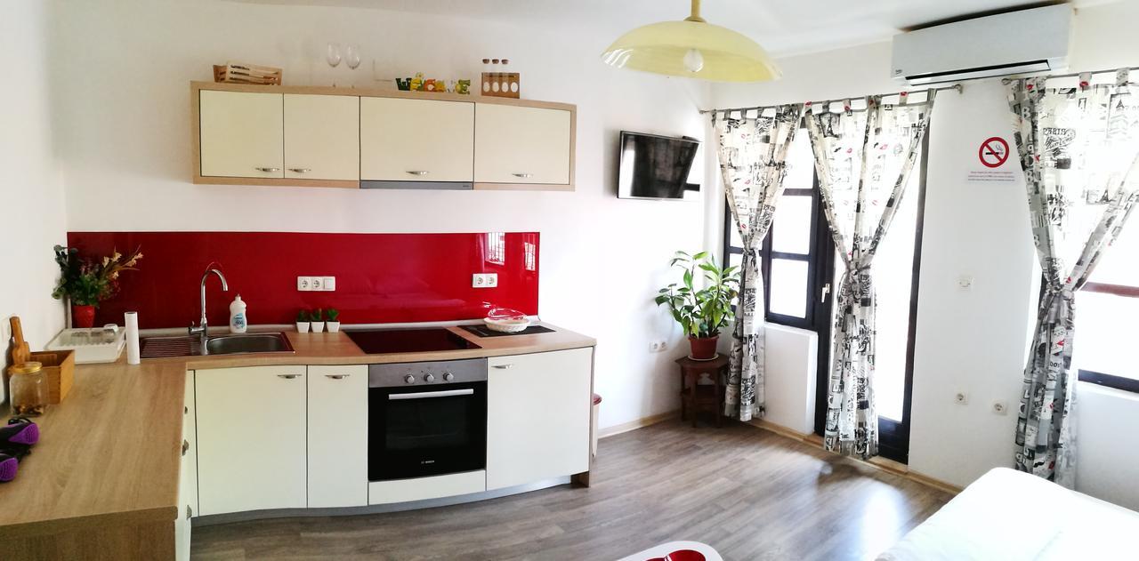Balkaneros Hostel Mostar Esterno foto