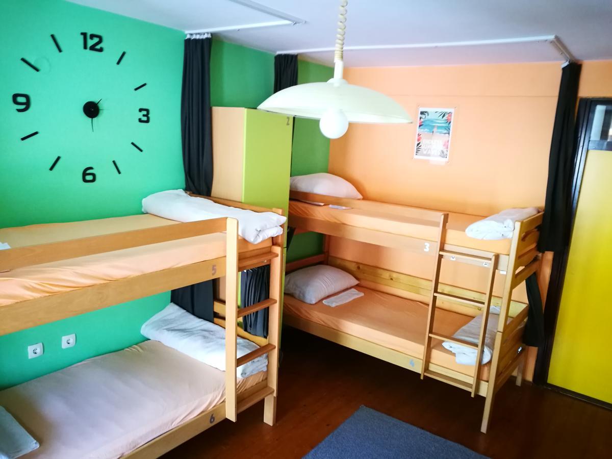 Balkaneros Hostel Mostar Esterno foto