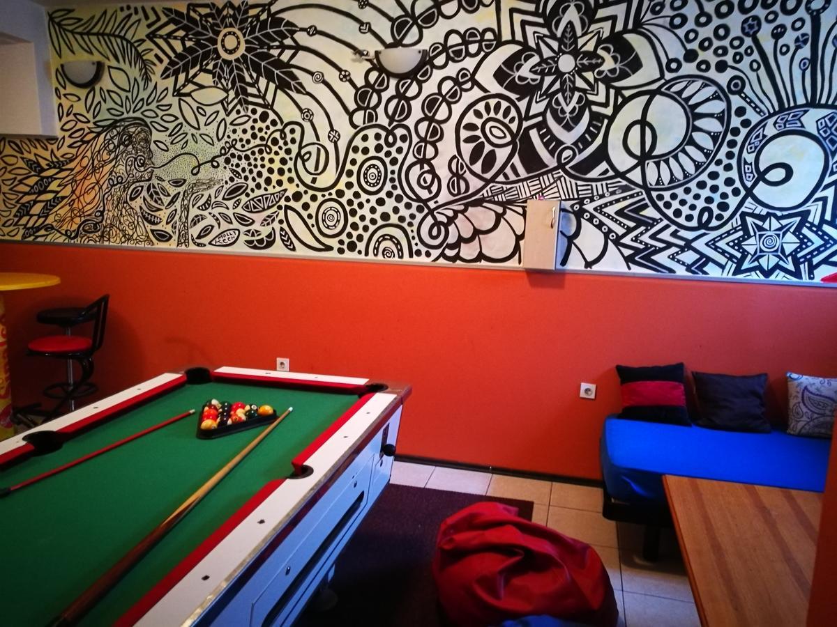 Balkaneros Hostel Mostar Esterno foto
